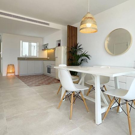 Apartamentos La Palma Fornells Fornells  Bagian luar foto